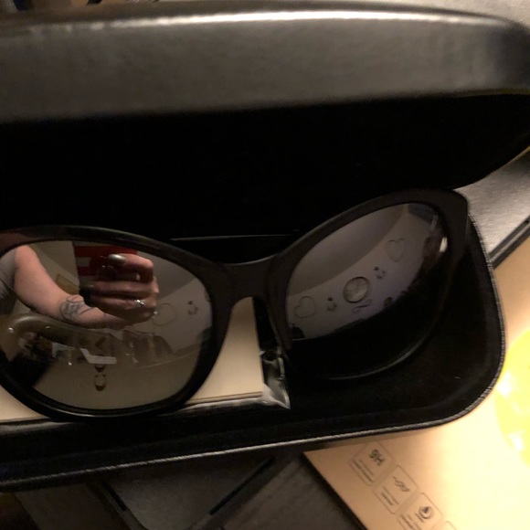 Coach sunnies mirrored - Picture 3 of 6